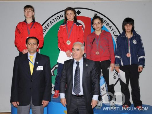 Состоялось первое юношеское и молодежное первенство Азербайджана по борьбе среди девушек (Фото)