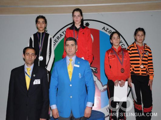 Состоялось первое юношеское и молодежное первенство Азербайджана по борьбе среди девушек (Фото)