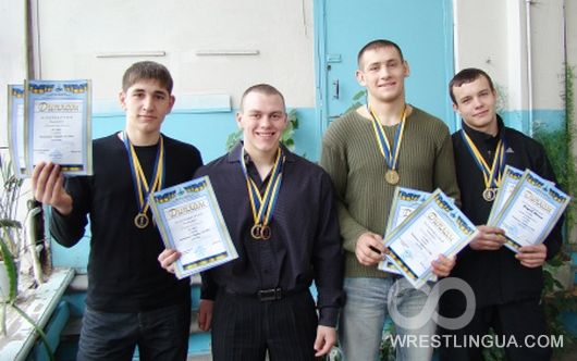 победители чемпионата Украины по борьбе сумо