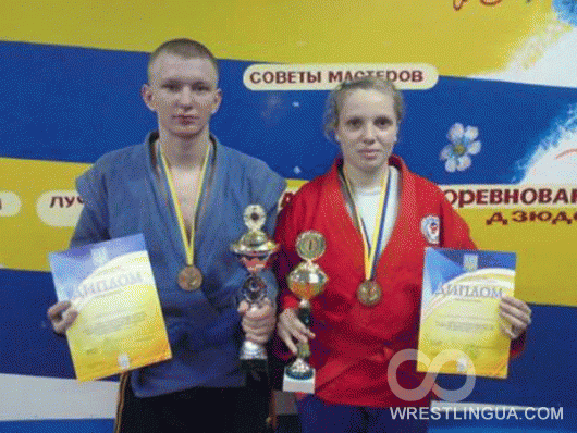 Горловские спортсмены покорили победный пьедестал Чемпионата Украины по самбо