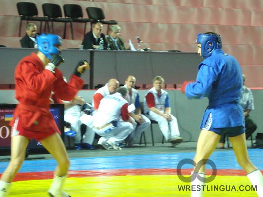 В Таджикистане впервые состоялся чемпионат по боевому самбо