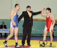 Новогодний турнир по греко-римской борьбе в Чайковском стал традиционным