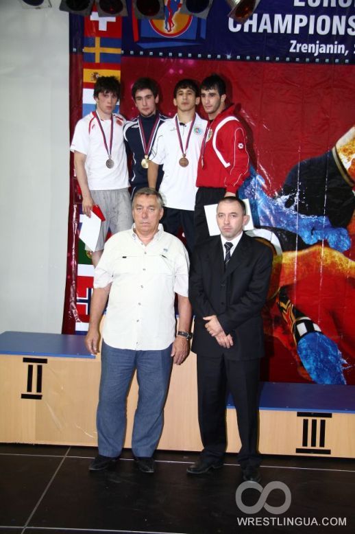 Победители и призеры второго дня чемпионата Европы 2011 года, среди молодежи вес 55кг