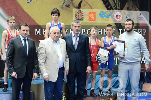 VIII международный турнир по вольной борьбе среди кадетов на призы Бувайсара Сайтиева